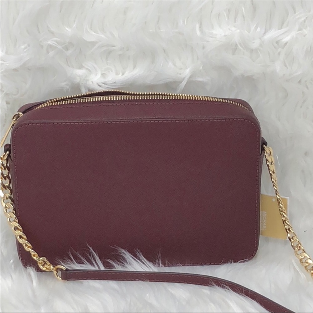 Nwt Michael Kors Jet Set item messenger crossbody - Picture 6 of 8